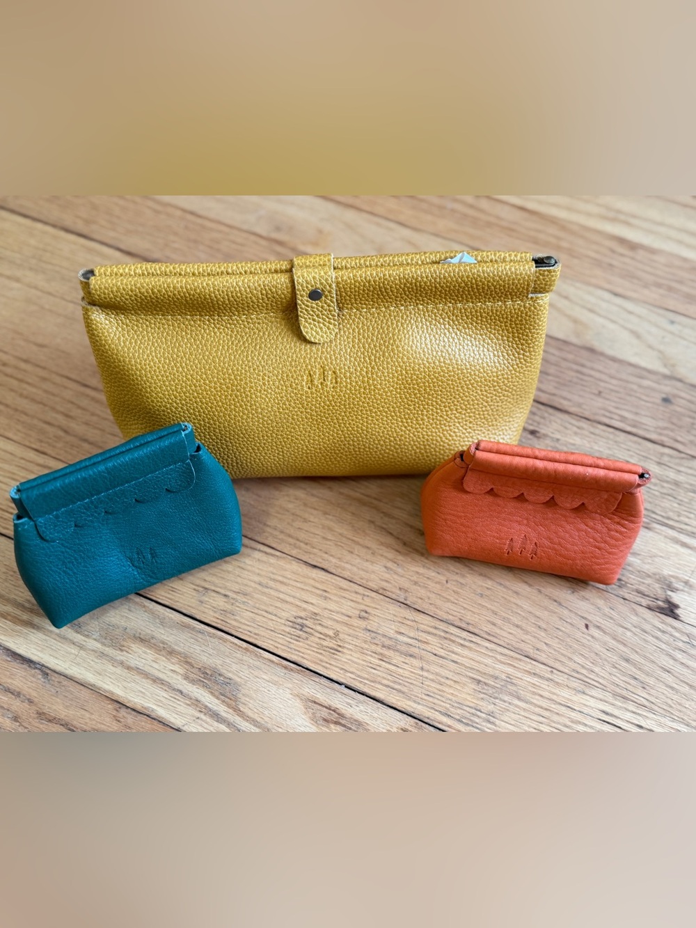 Famed Framed Pouches - Picture 4 of 4